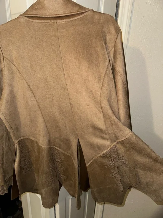 VENUS Brown Suede-Style Button Front Jacket - Picture 6 of 7